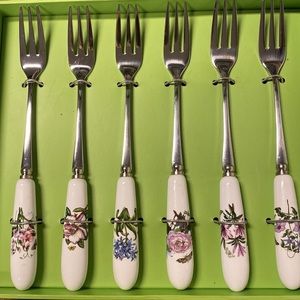 😇SUNDAY FUNDAY SALE😇Portmeirion Botanic Garden Tea Pastry fork Set